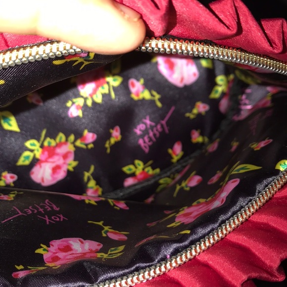 Betsy Johnson very cute polka dot bag - Picture 2 of 5